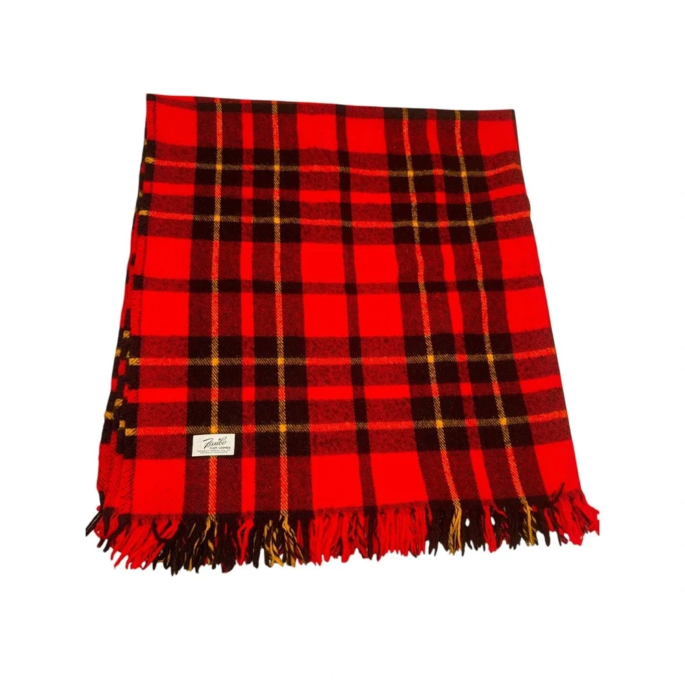 Faribo Vintage Red Black Tassel 100% Wool Stadium Throw Lap Blanket 51